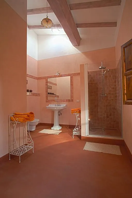 Villa Humbourg Certaldo 0*,